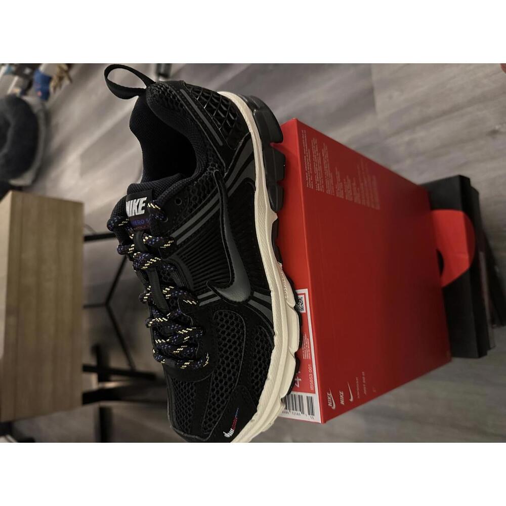 Nike Vomero 5 Black Soft Pearl Burgundy Crush (GS) 4.5Y